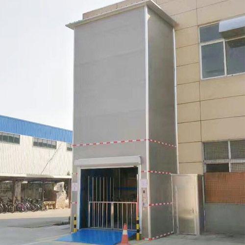 導軌式升（shēng）降貨梯（室外）